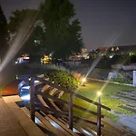 Uroczy Art Marina Z Widokiem Na Rzeke I Bezplatnym Parkingiem Appartement Wrocław