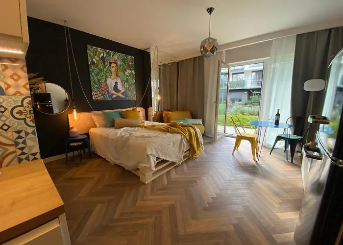 Uroczy Art Marina Z Widokiem Na Rzeke I Bezplatnym Parkingiem * Wrocław