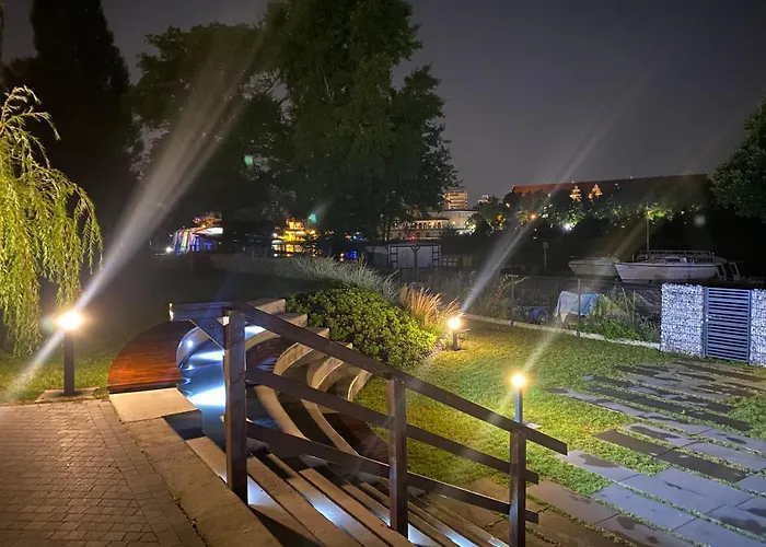 Uroczy Art Marina Z Widokiem Na Rzeke I Bezplatnym Parkingiem Lejlighed Wrocław