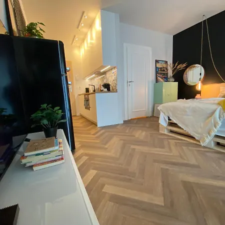 Uroczy Art Marina Z Widokiem Na Rzeke I Bezplatnym Parkingiem Apartament *