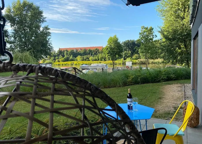 Uroczy Art Marina Z Widokiem Na Rzeke I Bezplatnym Parkingiem 公寓 *