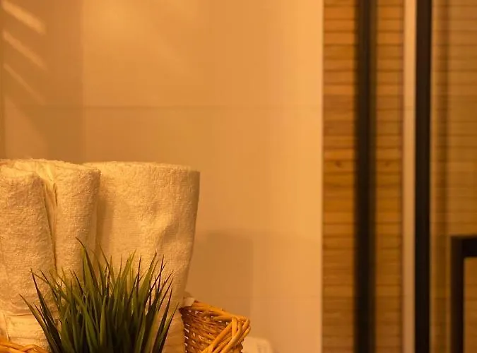 Uroczy Art Marina Z Widokiem Na Rzeke I Bezplatnym Parkingiem 公寓